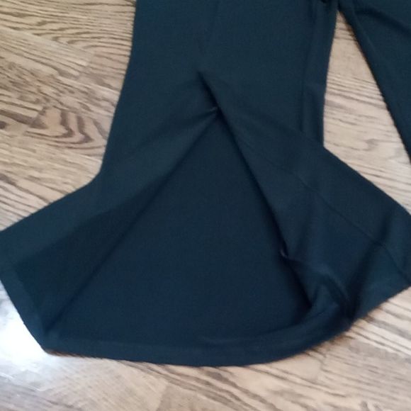 Flared leg pant - Picture 3 of 9